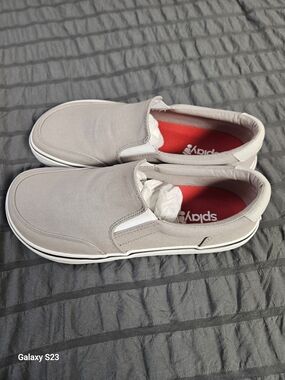 Splay Slip-On Canvas Sneakers  Sz 8m,10W. I Wear 9M And They R Perfect,!